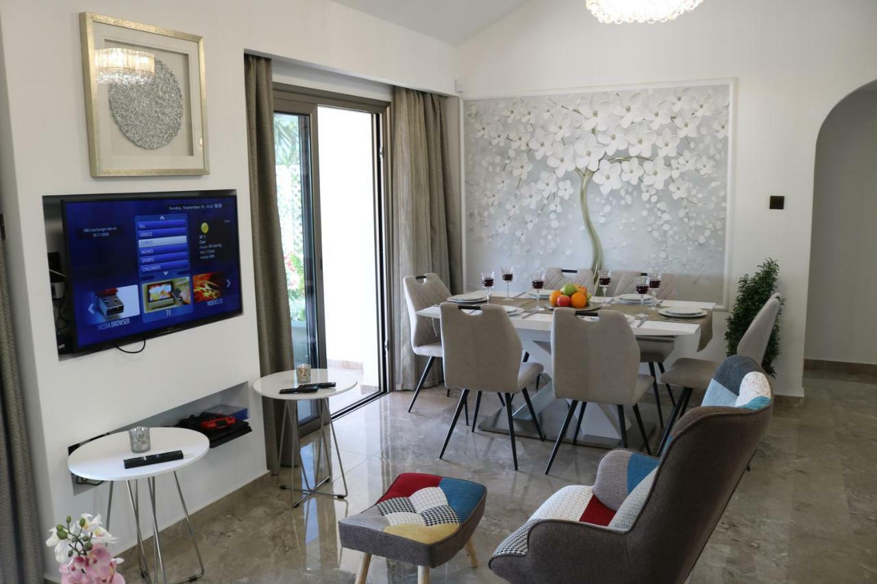 Yulya Villa By Taimoura Paphos Exterior foto