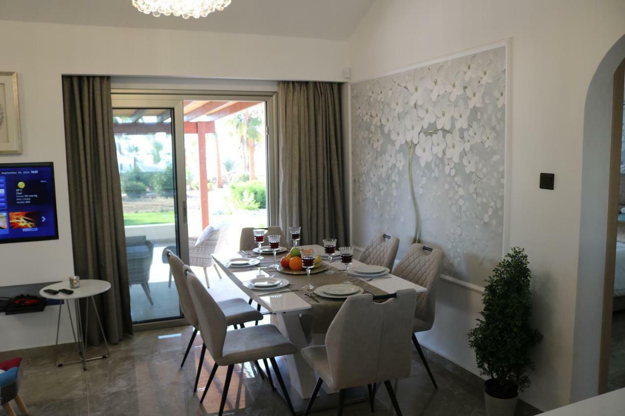 Yulya Villa By Taimoura Paphos Exterior foto